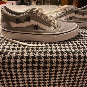 Vans Gray Embroidered Bee Sneakers